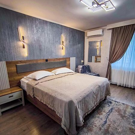 Hotel Dorobanti Iasi Exteriör bild