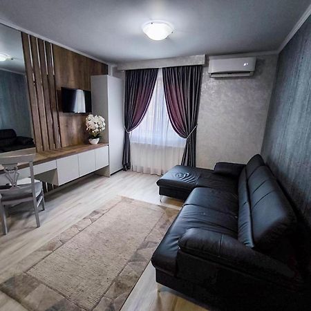 Hotel Dorobanti Iasi Exteriör bild