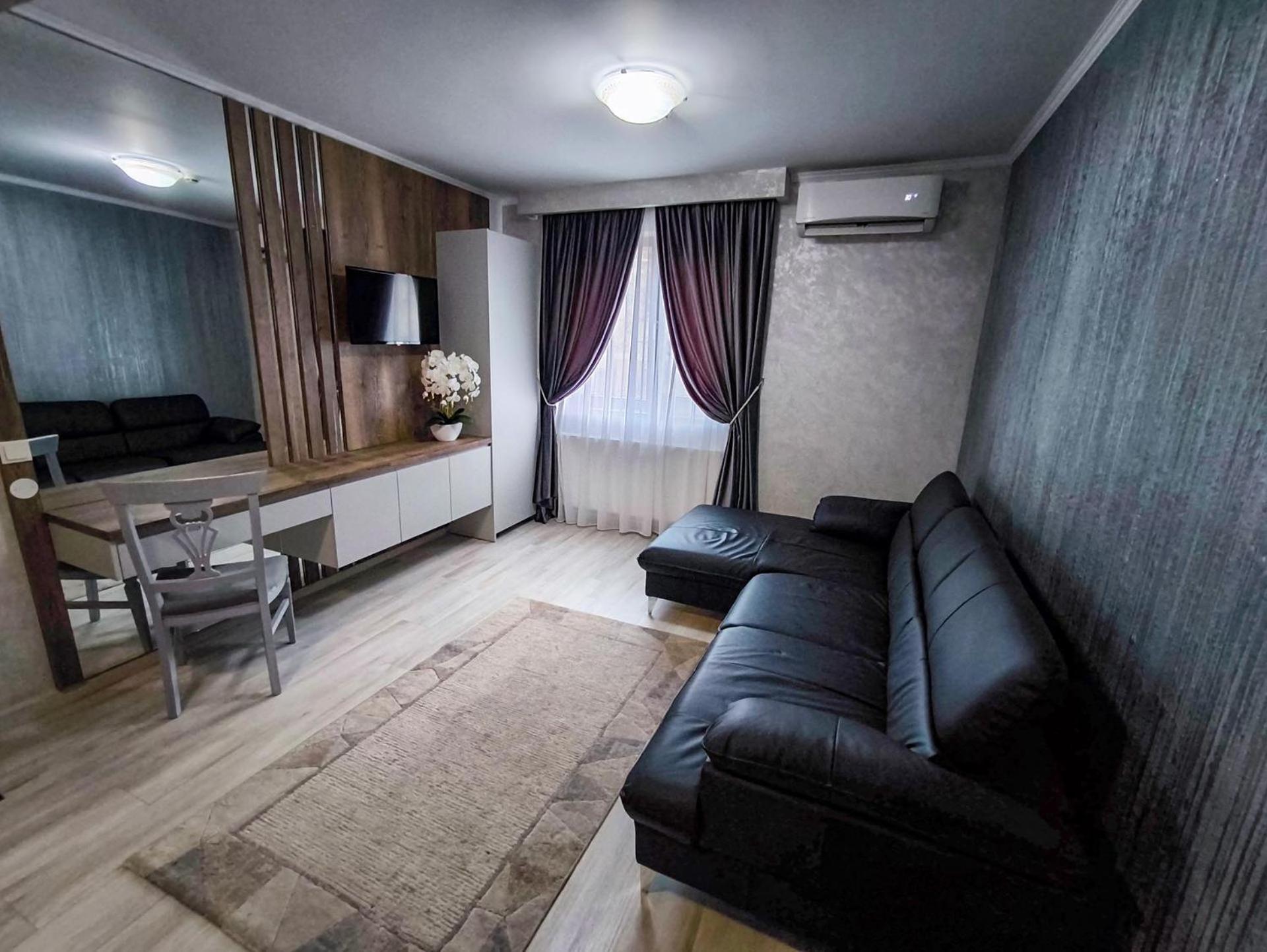 Hotel Dorobanti Iasi Exteriör bild