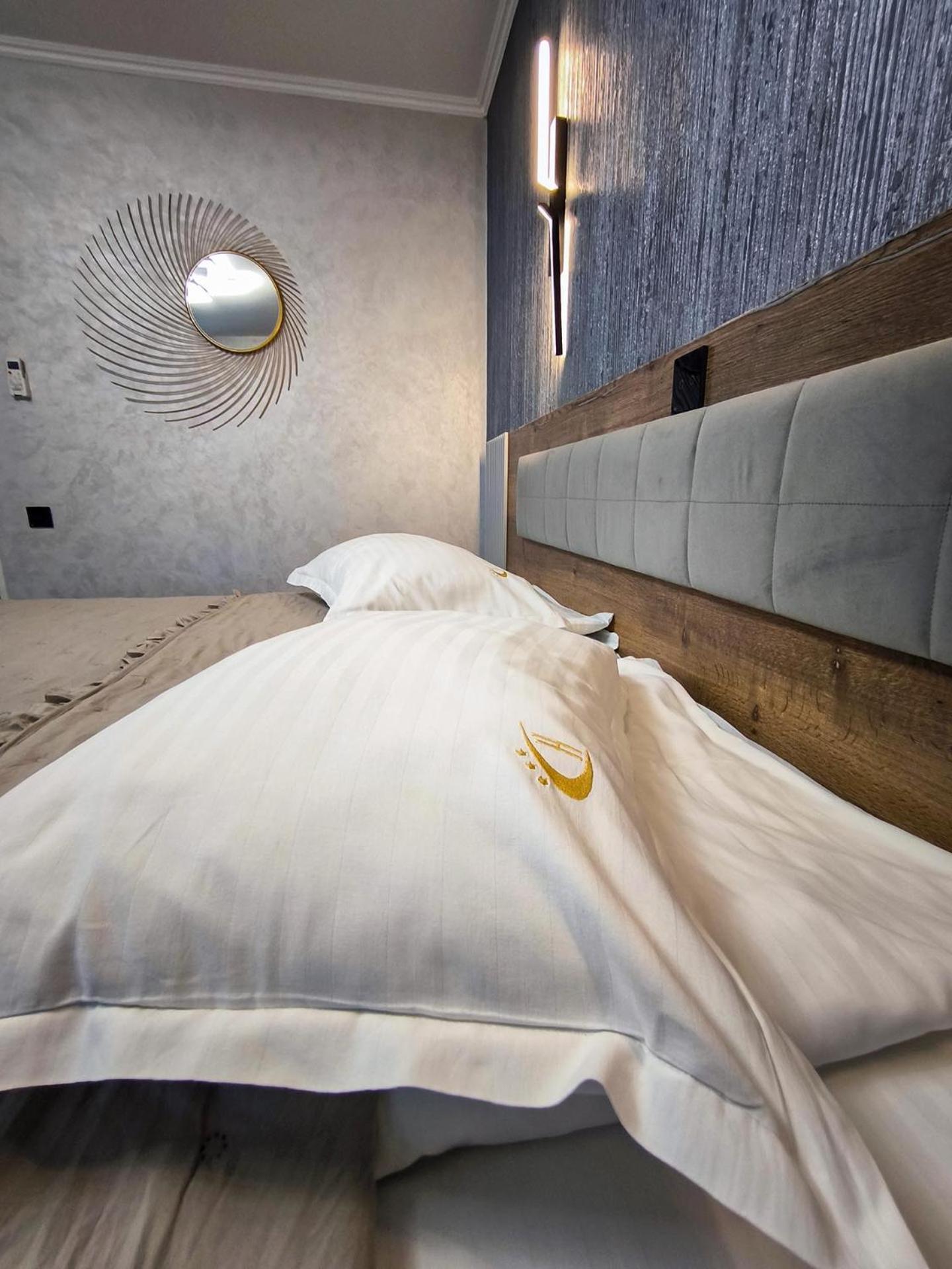 Hotel Dorobanti Iasi Exteriör bild